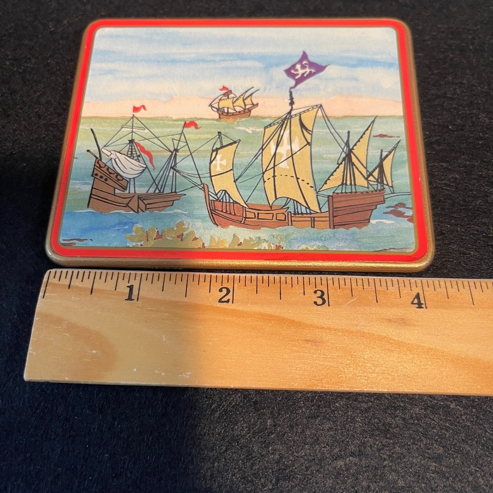 Tiffany & Co. Vintage and Very Rare Set of Four Wood Lacquer Coasters - Picture 3 of 6